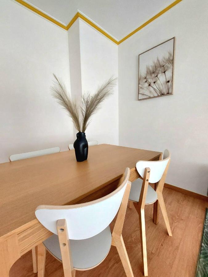 Ventana Al Museo Apartment Pontevedra Bagian luar foto